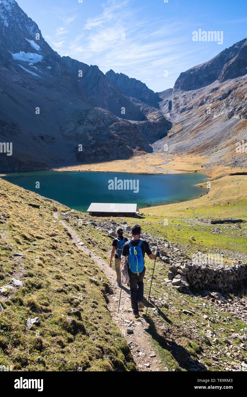 Frankreich, Isère, Nationalpark Ecrins, veneon Tal, Muzelle See und Zuflucht auf dem GR54 Wanderweg Stockfoto
