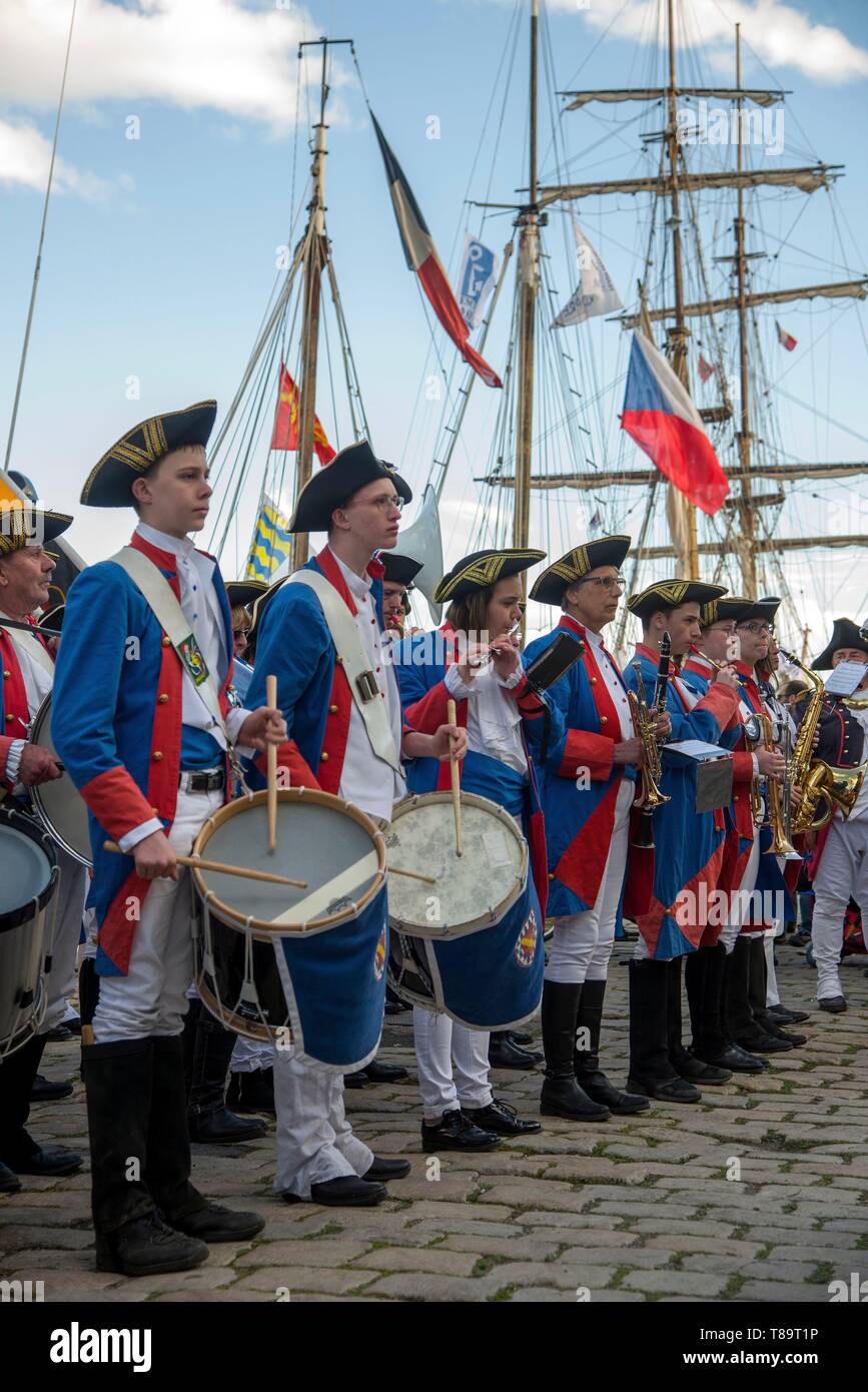 Frankreich, Herault, Sete, Escale a Sete Festival, Party der maritimen Traditionen, historische Festzug in Hommage an die Truppen von La Fayette Stockfoto