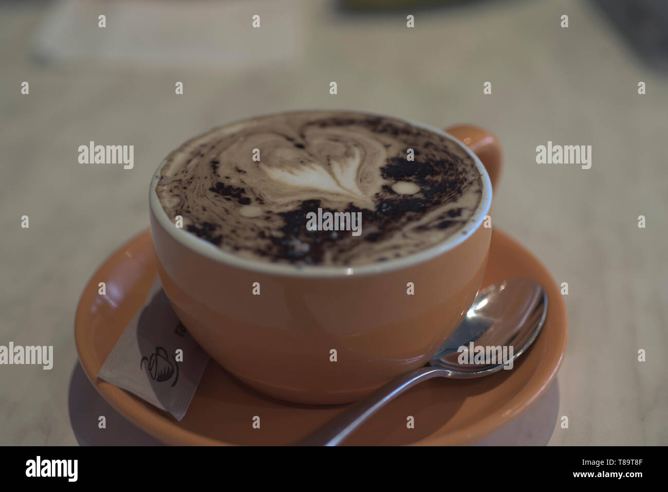 Kaffeetasse Mit Cappuccino Liebe Herz Muster Blasse Farbe