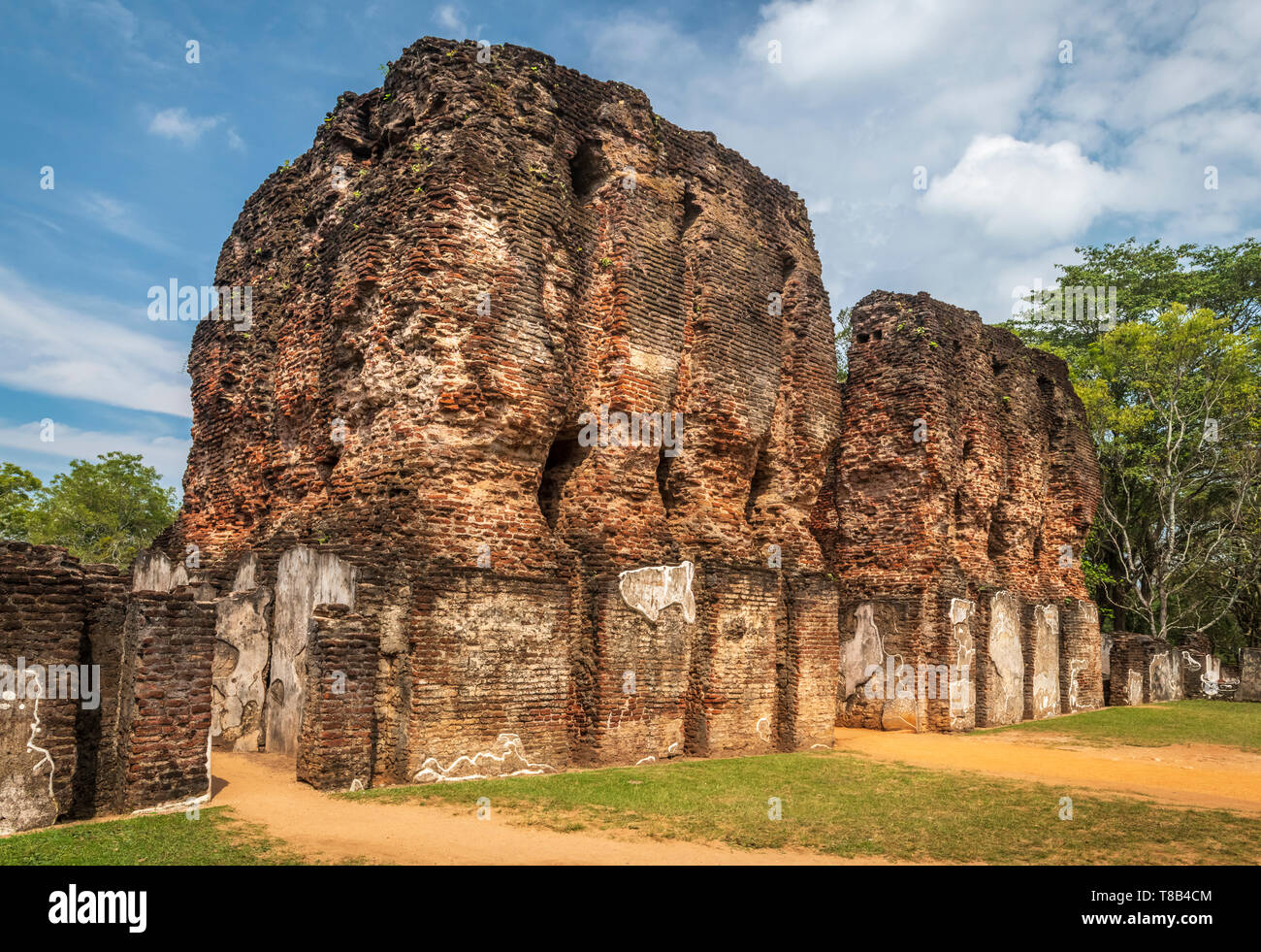 Die eindrucksvollen Überreste des königlichen Palastes in Polonnaruwa in der zentralen Provinz von Sri Lanka. Stockfoto