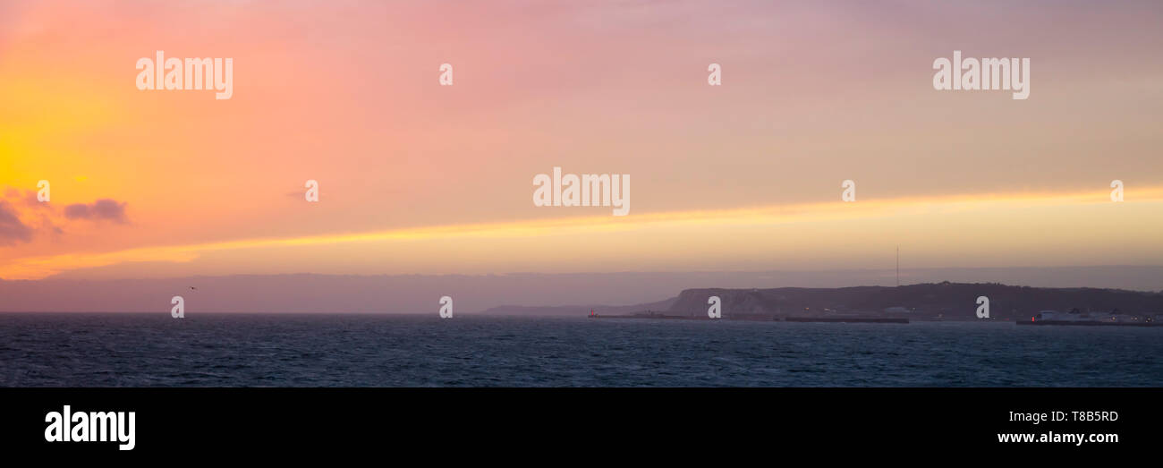 Sonnenuntergang an der weißen Klippen von Dover, Kent, England, Großbritannien, Europa Stockfoto