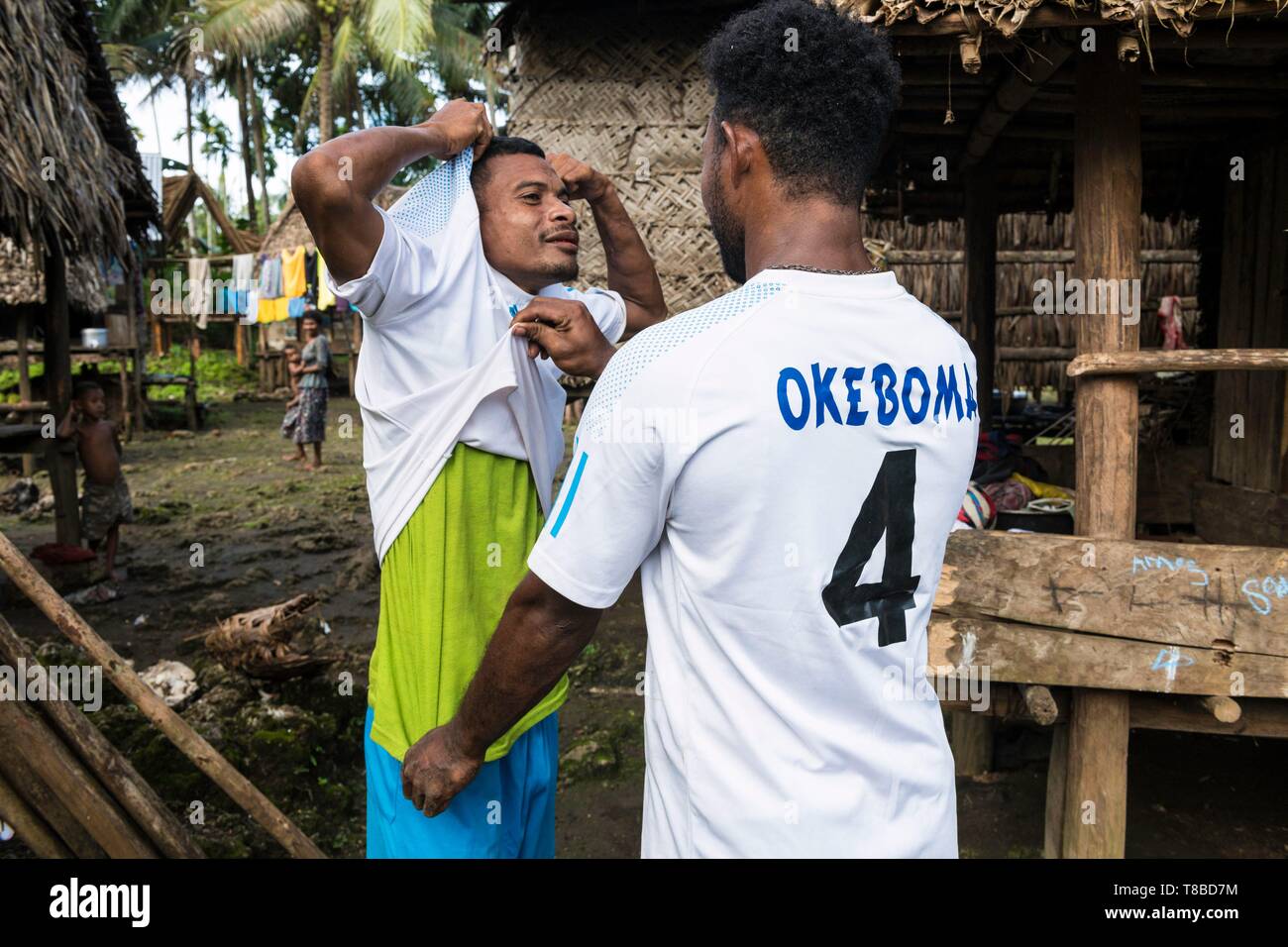 Papua New Guinea, Milne Bay Provinz, Meer, Encastreaux Trobriands Archipels, der Insel Kiriwina, Okaiboma Dorf, Fußball-Team Stockfoto