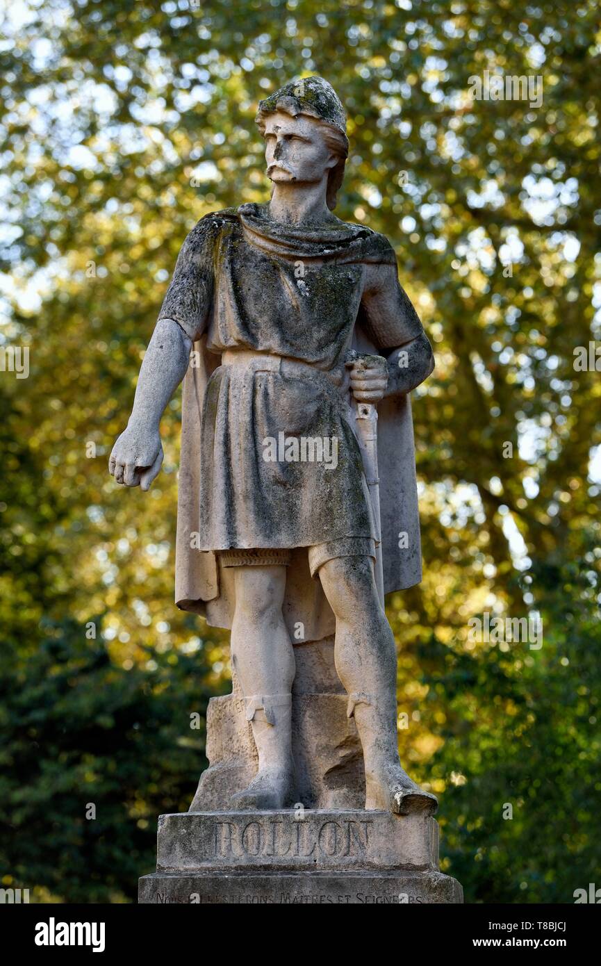 Frankreich, Seine Maritime, Rouen, Kirche von Saint Ouen Gärten, Statue von rollon, der Wikinger chief am Ursprung des Herzogtums Normandie, vom Bildhauer ArsÞne Letellier Stockfoto