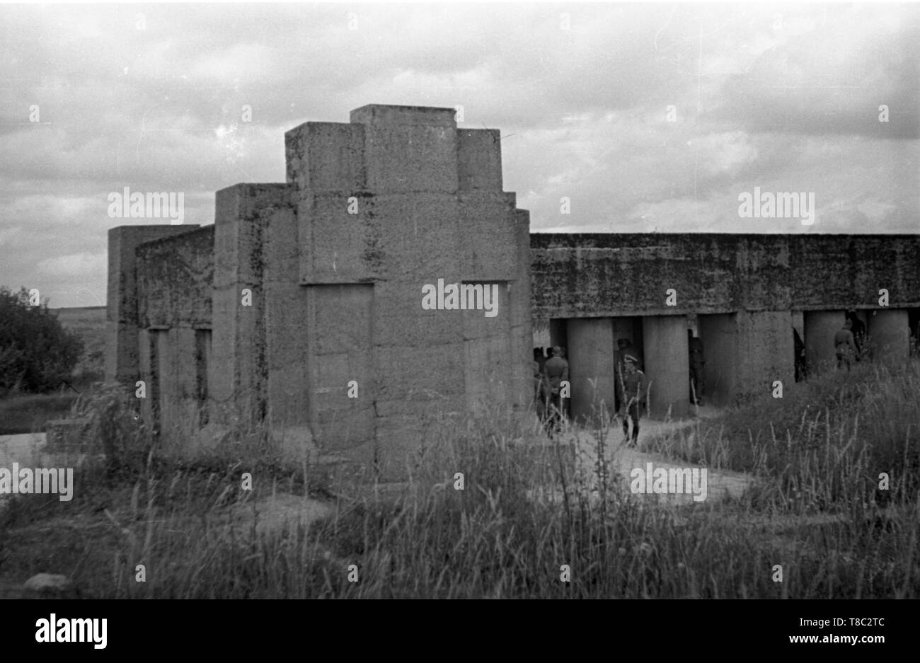 2. Weltkrieg in Europa - Bunker im Gebrauch der deutschen Wehrmacht // 2. Weltkrieg in Europa - Bunker von der Germay Armee/Wehrmacht/Heer verwendet Stockfoto