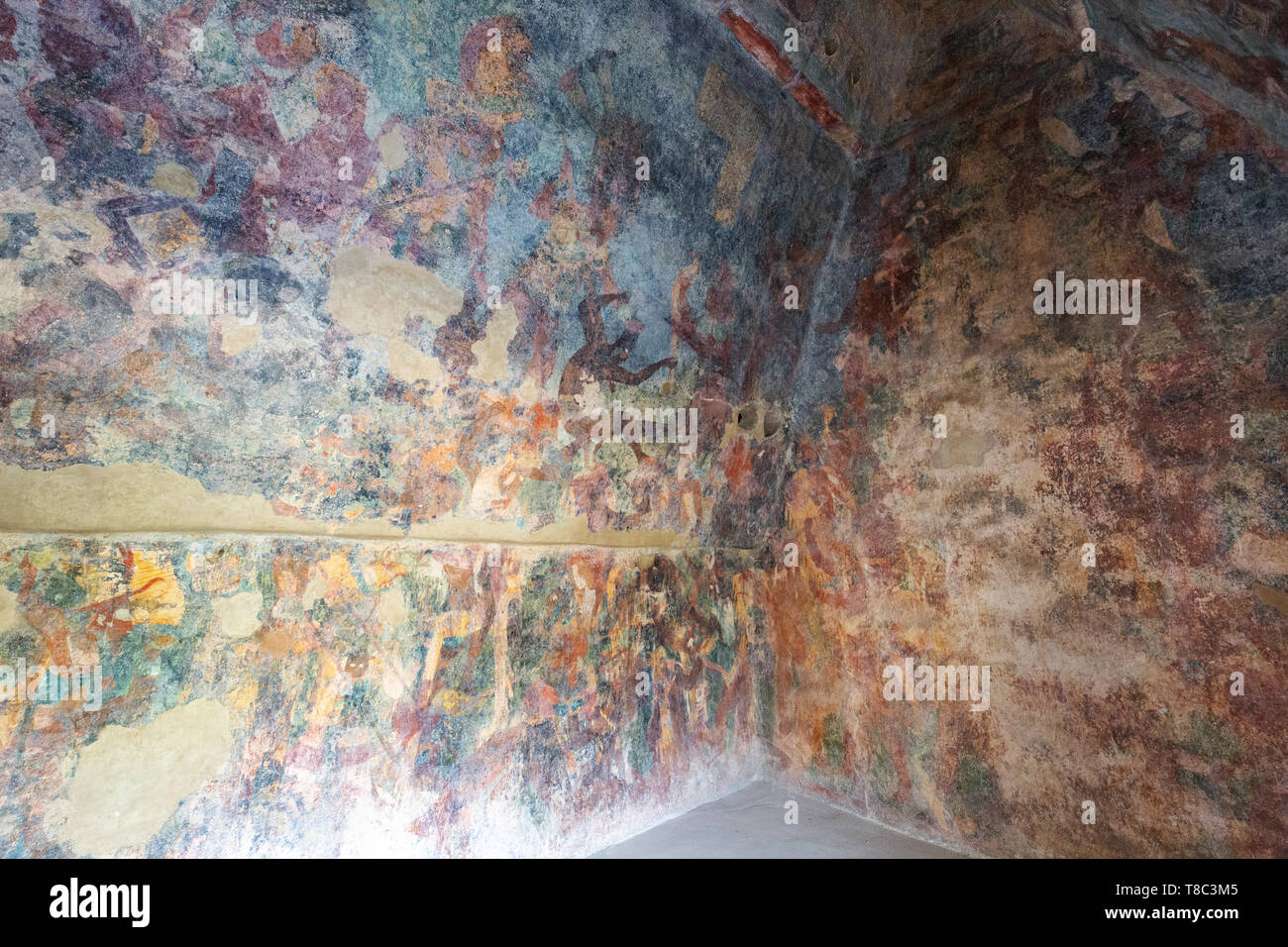 Bonampak Wandbilder - maya Gemälde im Tempel von Wandmalereien Zimmer 2, zeigt einen Kampf und Kriegsgefangenen; Bonampak Mayan site, Yucatan, Mexiko Stockfoto