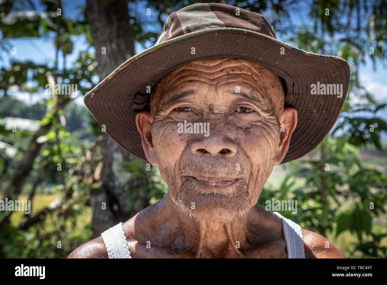 Porträt einer indonesischen Reisbauern, Zentraljava, Indonesien Stockfoto