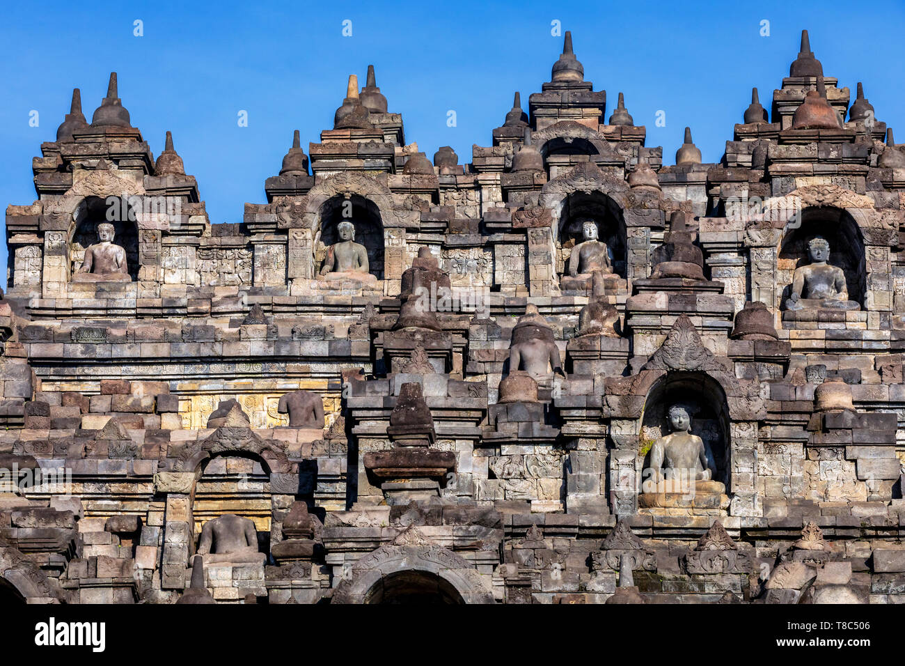 Buddha Statuen am Borobudur, Yogyakarta, Java, Indonesien Stockfoto
