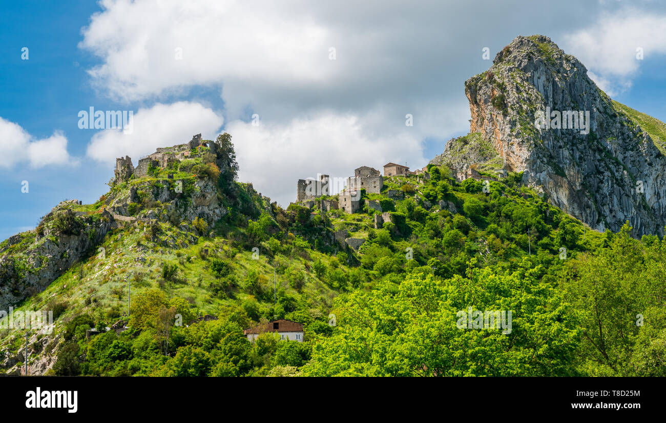 San Severino, verlassenen Dorf in der Nähe von Amalfi. Kampanien, Süditalien. Stockfoto