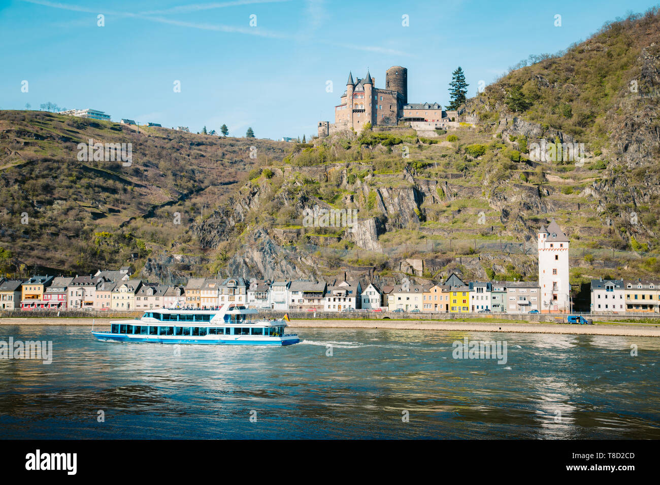 Loreley rock on river rhine -Fotos und -Bildmaterial in hoher Auflösung ...