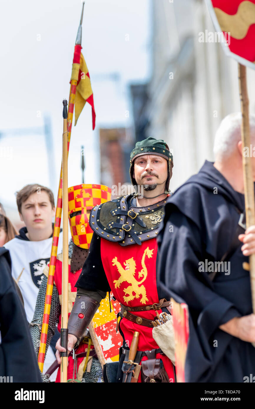 Lewes, East Sussex, UK. 12. Mai 2019. Historische Gesellschaften neu erlassen, der Schlacht von Lewes von 1264 über diese Aktion Wochenende verpackt. Die Teilnehmer an der Niederlage von König Henry III gedenken der Freiherrn von Simon de Montfort. Stockfoto