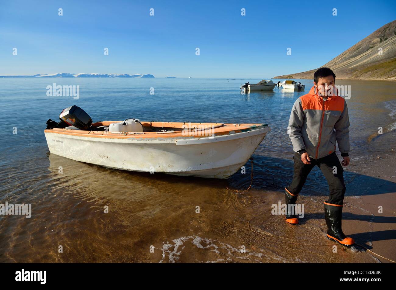 Grönland, Nordwestküste, Smith Sound im Norden von Baffin Bay, Siorapaluk, die nothern Dorf aus Grönland, die Bewohner bewegen, meist mit dem Boot im Sommer für die Jagd Stockfoto