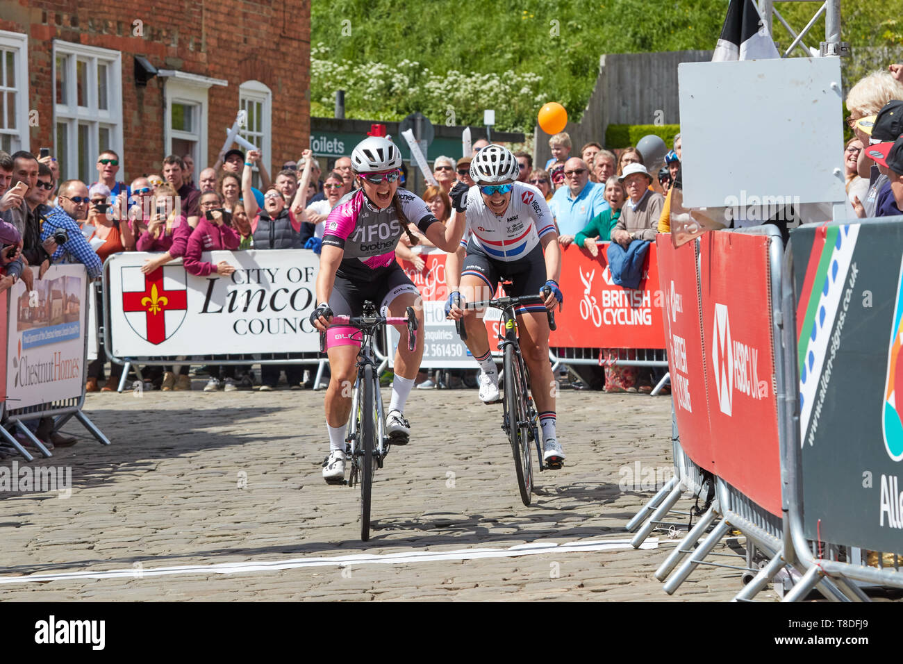 2019 Frauen Lincoln's Grand Prix 1 - 1 Rebecca Durrell Bruder UK-Tifosi p/b OnForm 2 - 74 Jessica Roberts Team Breeze 3 - 20 Joscelin Lowden Brühe Stockfoto
