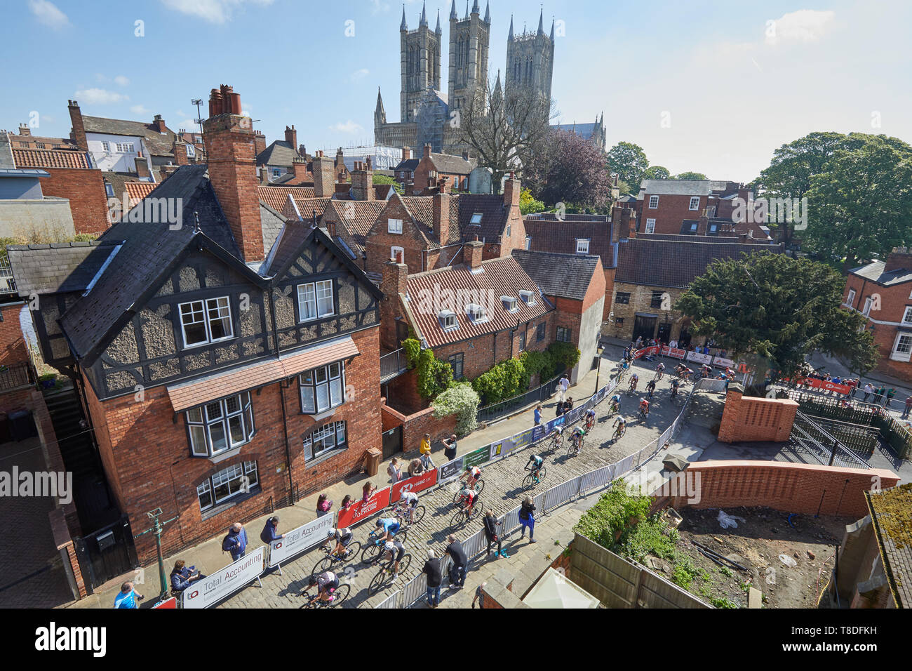 2019 Frauen Lincoln's Grand Prix 1 - 1 Rebecca Durrell Bruder UK-Tifosi p/b OnForm 2 - 74 Jessica Roberts Team Breeze 3 - 20 Joscelin Lowden Brühe Stockfoto