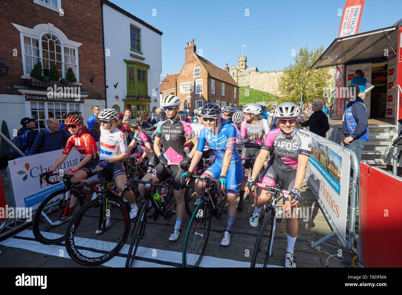 2019 Frauen Lincoln's Grand Prix 1 - 1 Rebecca Durrell Bruder UK-Tifosi p/b OnForm 2 - 74 Jessica Roberts Team Breeze 3 - 20 Joscelin Lowden Brühe Stockfoto