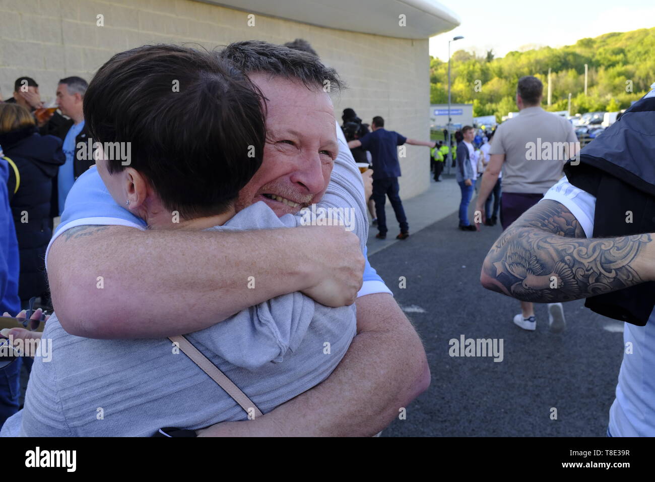 Brighton, UK. 12. Mai 2019. Manchester City Football fans feiern ihren Verein gewann den Titel in der Premier League. Credit: Grant Rooney/Alamy leben Nachrichten Stockfoto