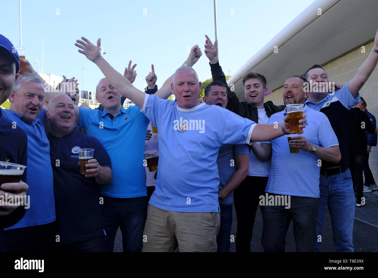 Brighton, UK. 12. Mai 2019. Manchester City Football fans feiern ihren Verein gewann den Titel in der Premier League. Credit: Grant Rooney/Alamy leben Nachrichten Stockfoto