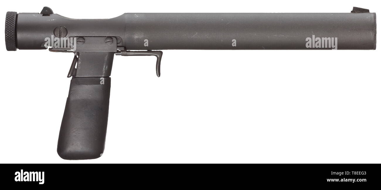 Ein Schalldämpfer Welrod Pistole Cal. 7,65 mm, Nr. 675. Fass mit 20 gas Häfen, Länge 107 mm. Gesamtlänge 310 mm. 8-schuss Magazin in schwarzem Gummi Integrierter, abnehmbarer Griff. Feste Verriegelung durch Rotary Verriegelungsnasen. So-Typ D mit zwei genannt - Teil Jacke. Platz Kimme und Korn. Bezüglich der Inschrift nur zivilen Britischen Nachweis Markierung auf der Unterseite der Schalldämpfer Gehäuse und am Hinterteil sowie zwei rhombs in jedem anderen am hinteren linken Hinterteil Gehäuse gesetzt. Komplette grau-schwarz Phosphatieren und ein paar Lagerung und markiert. In der Nähe von Münze con, Additional-Rights - Clearance-Info - Not-Available Stockfoto