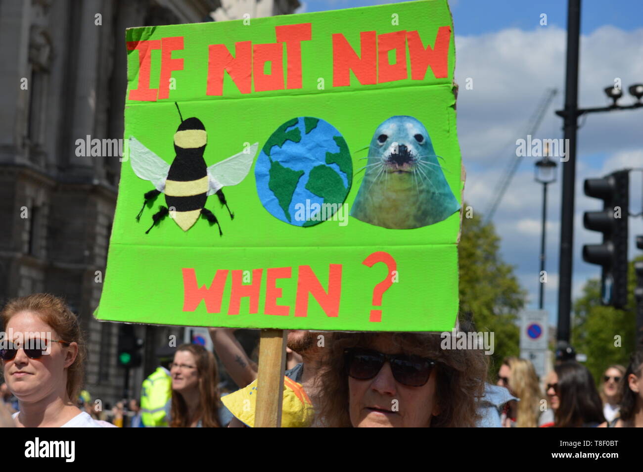 London, Großbritannien. 12 Mai 2019. Tausende nehmen an einem marsch Teil, der von Mothers Rise Up organisiert und von Extinction Rebellion unterstützt wird. Stockfoto