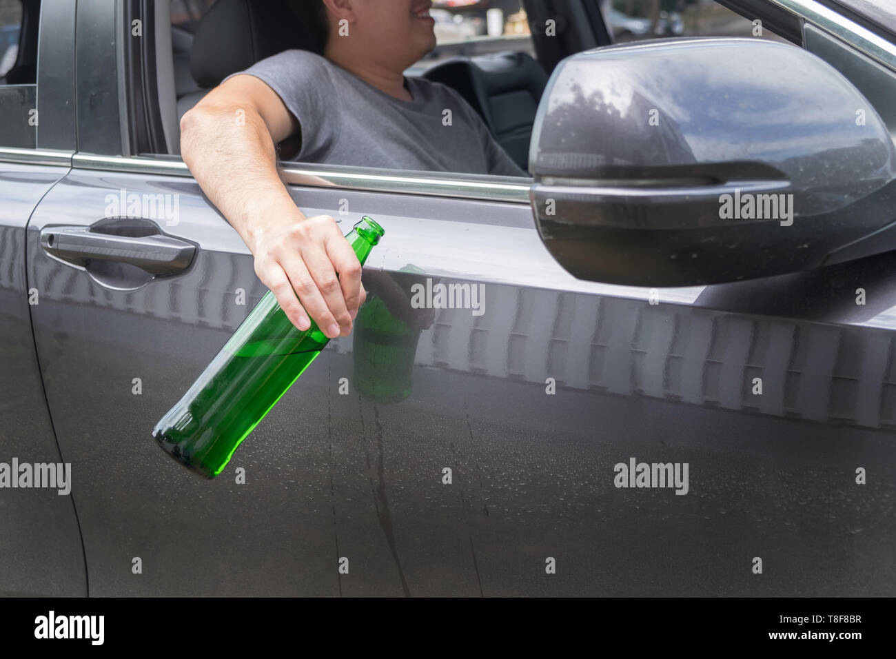 Vector Illustration Drunk Man Bottle Stockfotos