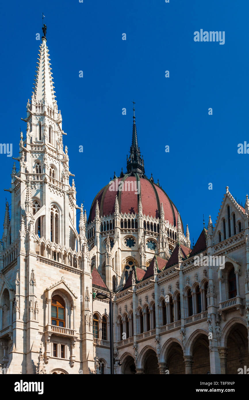 Budapest's Iconic Parlament Gebäude Stockfoto