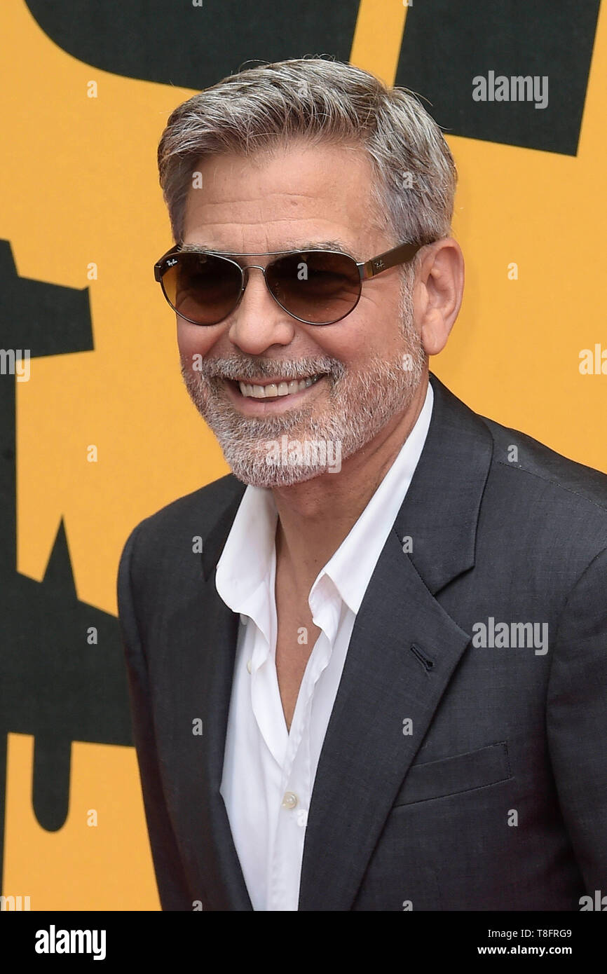 Italien, Rom, 13. Mai, 2019: George Clooney am Fotoshooting von Sky-TV Serie "Catch-22" Foto © Fabio Mazzarella/Sintesi/Alamy leben Nachrichten Stockfoto
