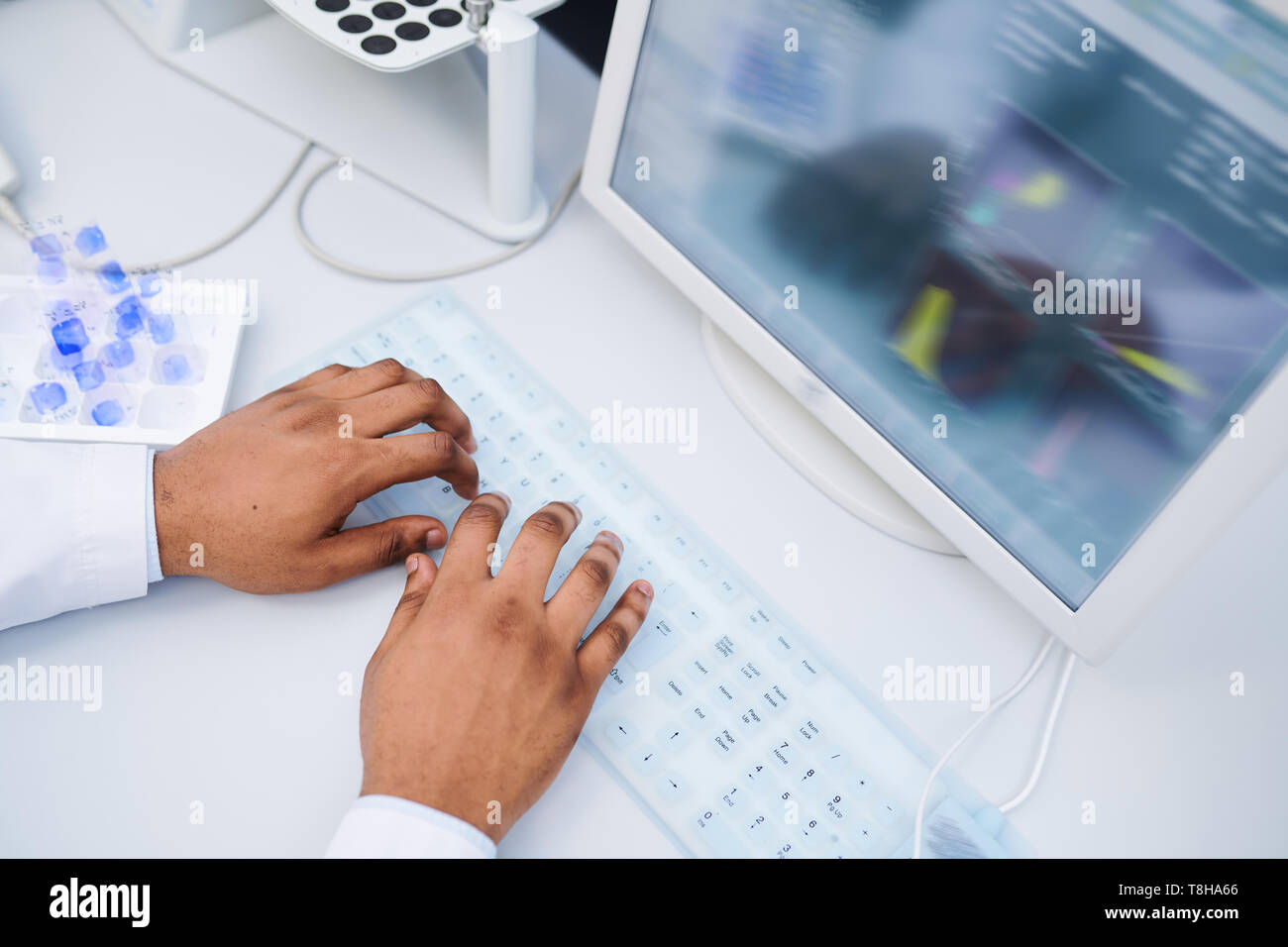 Verwenden von computer Programm für die Modellierung von Gene Stockfoto