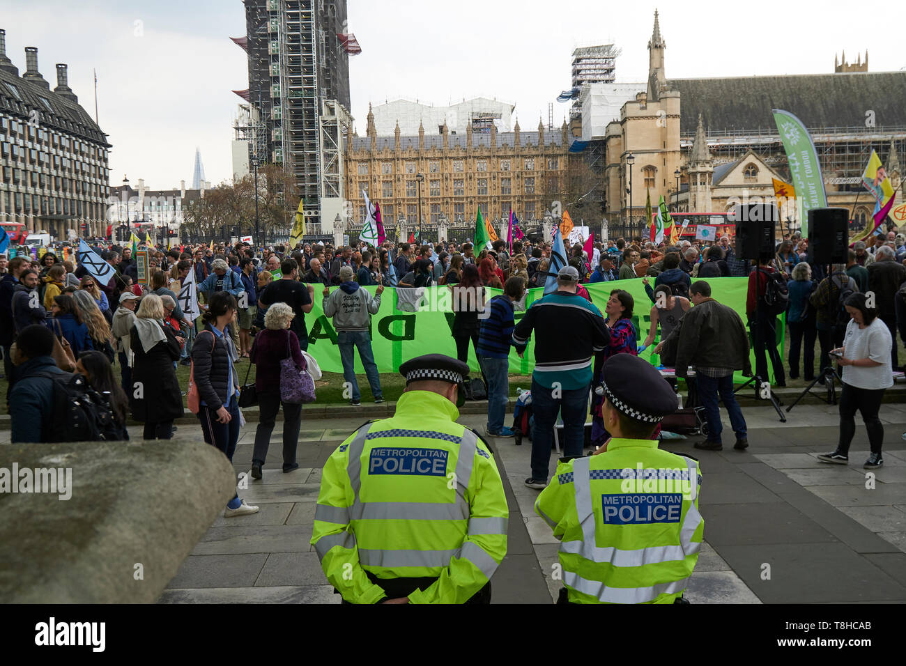 London, England-May 1,2019: Aussterben Rebellion Kundgebung gegen den Klimawandel in Parliament Square, London Stockfoto