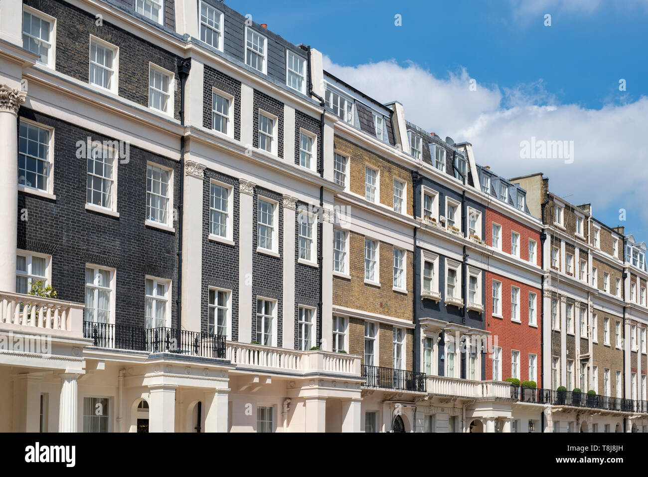 Häuser in Eaton Place, Belgravia, London, England Stockfoto