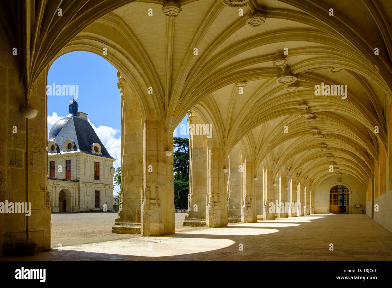 Frankreich, Deux Sevres, Oiron, Schloss von Oiron, datiert aus dem 16. Jahrhundert, das Kloster Stockfoto