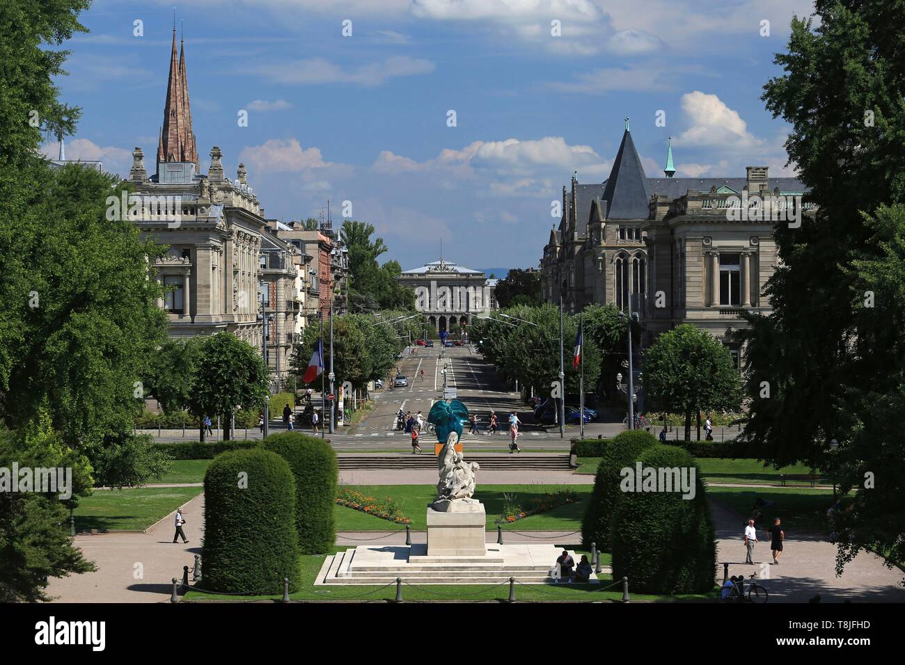 Frankreich, Bas Rhin, Straßburg, Perspektive auf Liberty Avenue aus der Palais du Rhin (ehemalige Kaiserspalast) 1, Place de la Republique gesehen Stockfoto