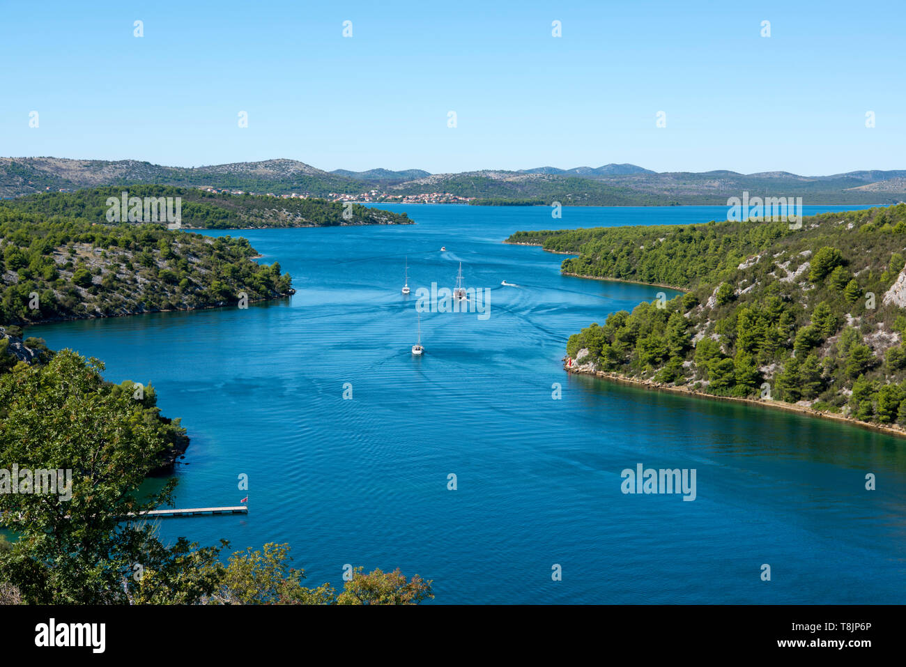 Kroatien, Dalmatien, Trogir und Sibenik, Fluss Krka westlich der Brücke der A1 Stockfoto