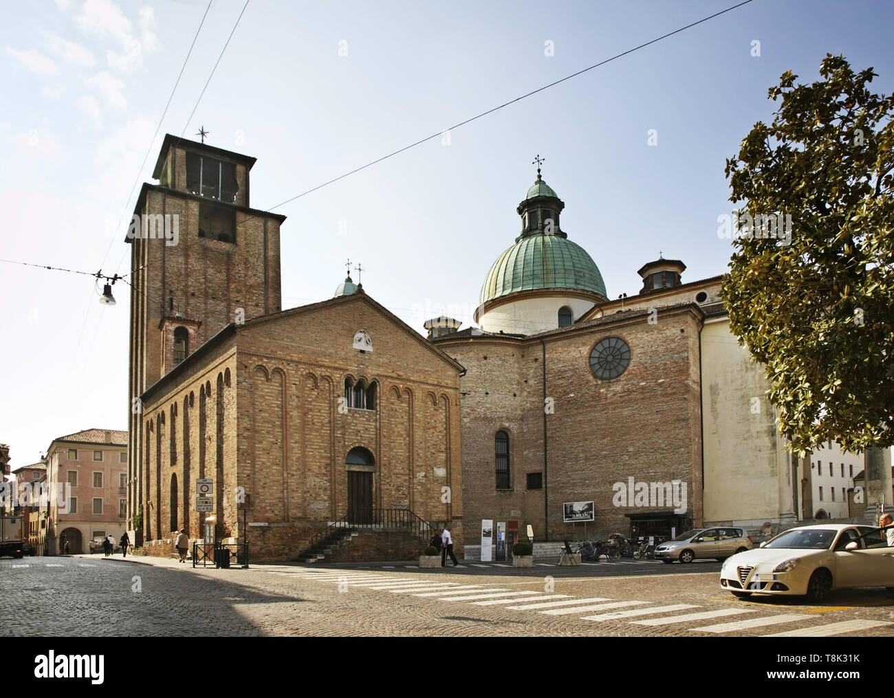 Kirche St. Peter und Kathedrale (Duomo) in Treviso. Region Venetien. Italien Stockfoto