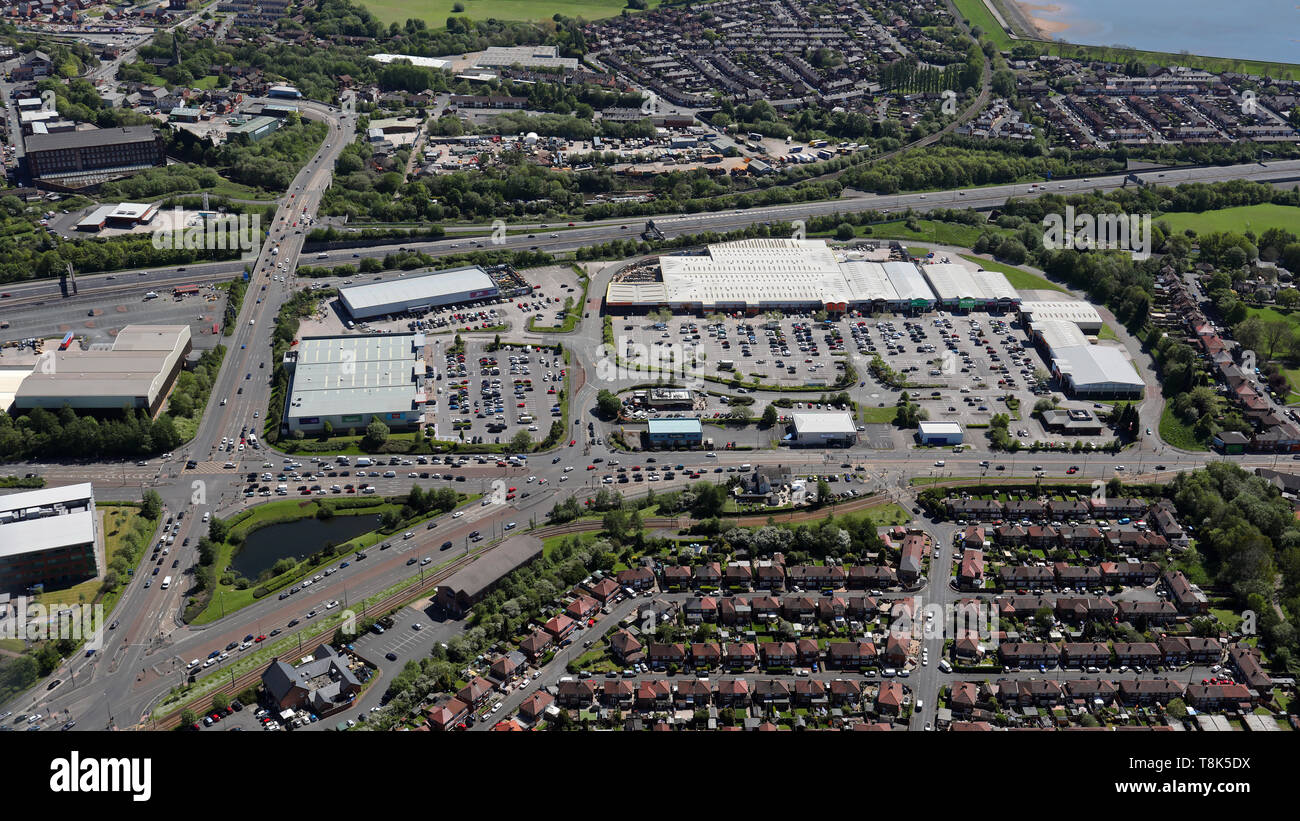 Luftaufnahme von Snipe Retail Park, Audenshaw, Manchester Stockfoto