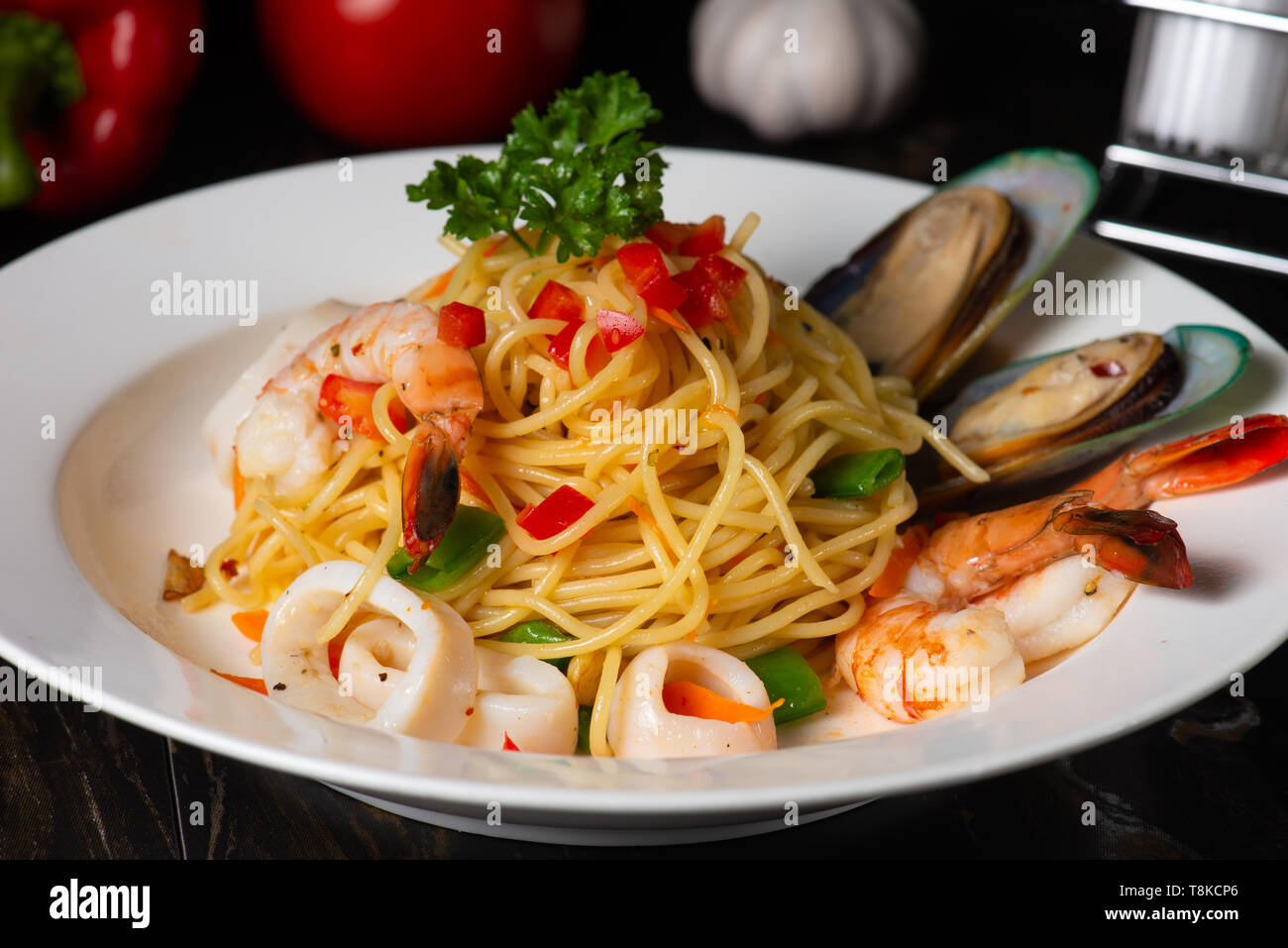 Italienisch Meeresfrüchte saghetti mit Nudeln mit Muscheln Stockfoto