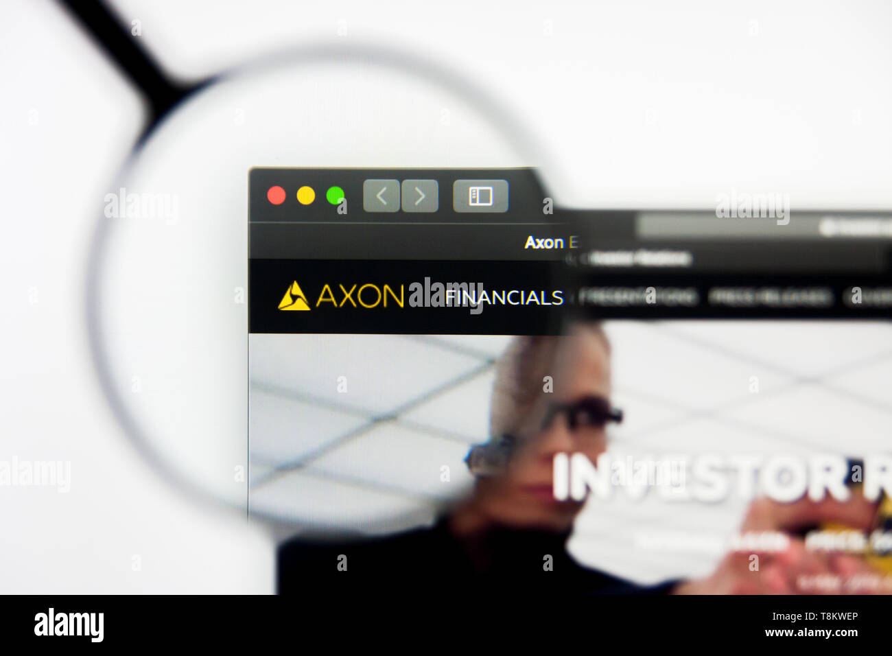 Richmond, Virginia, USA - 9. Mai 2019: Illustrative Editorial von Axon Enterprise Inc Website Homepage. Axon Enterprise Inc Logo sichtbar auf dem Display Stockfoto