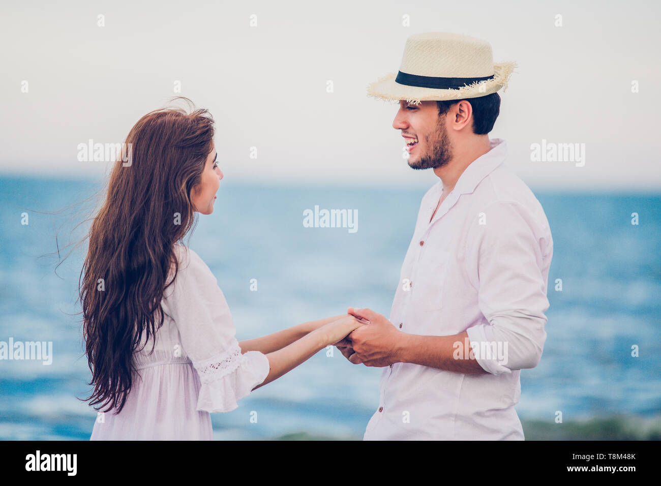 Romantische Paare Stockfotos Und Bilder Kaufen Alamy