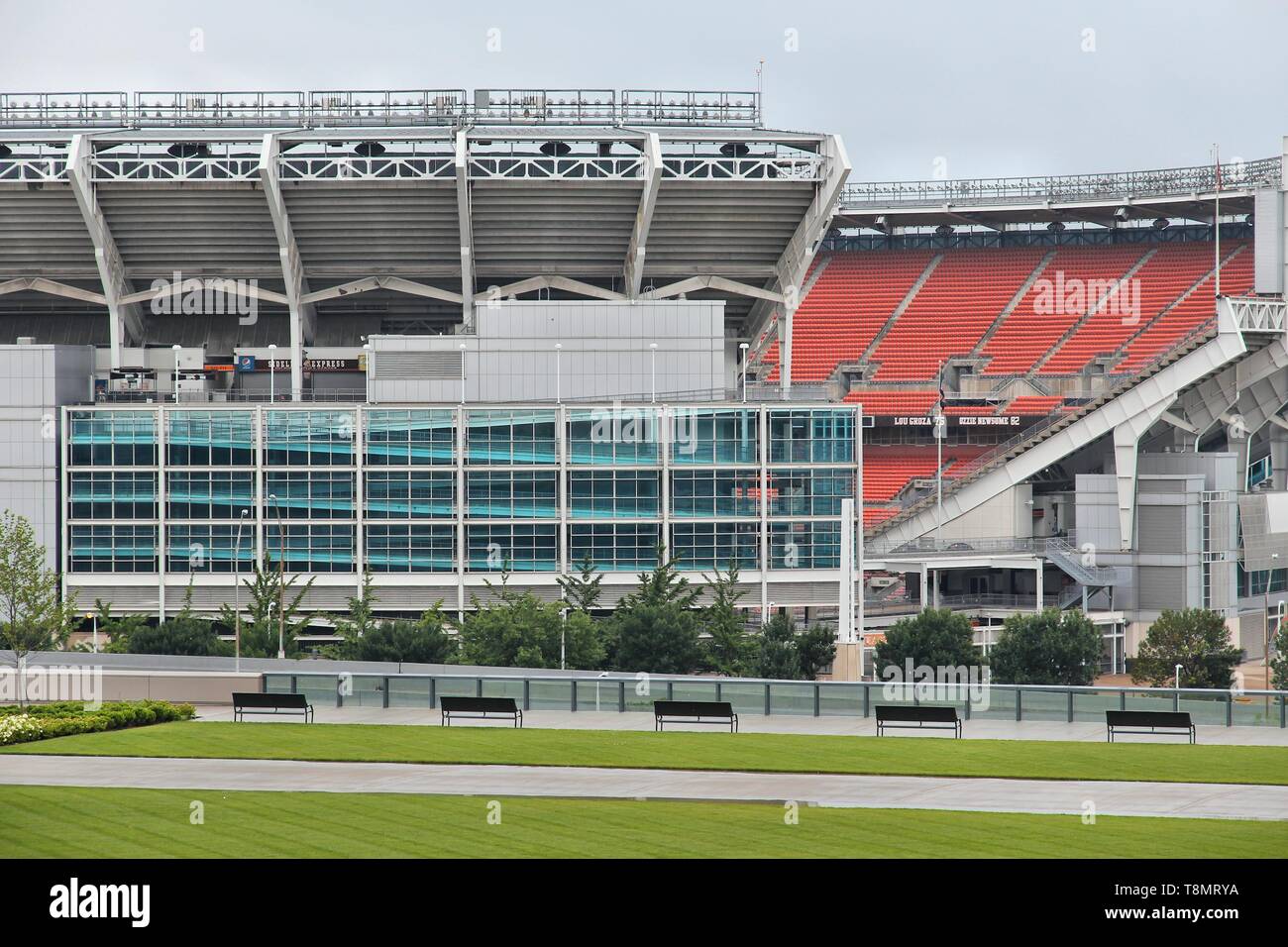 CLEVELAND, USA - 29. JUNI 2013: FirstEnergy Stadion Außenansicht in Cleveland. Es ist die Heimat der NFL Team Cleveland Browns. Stockfoto