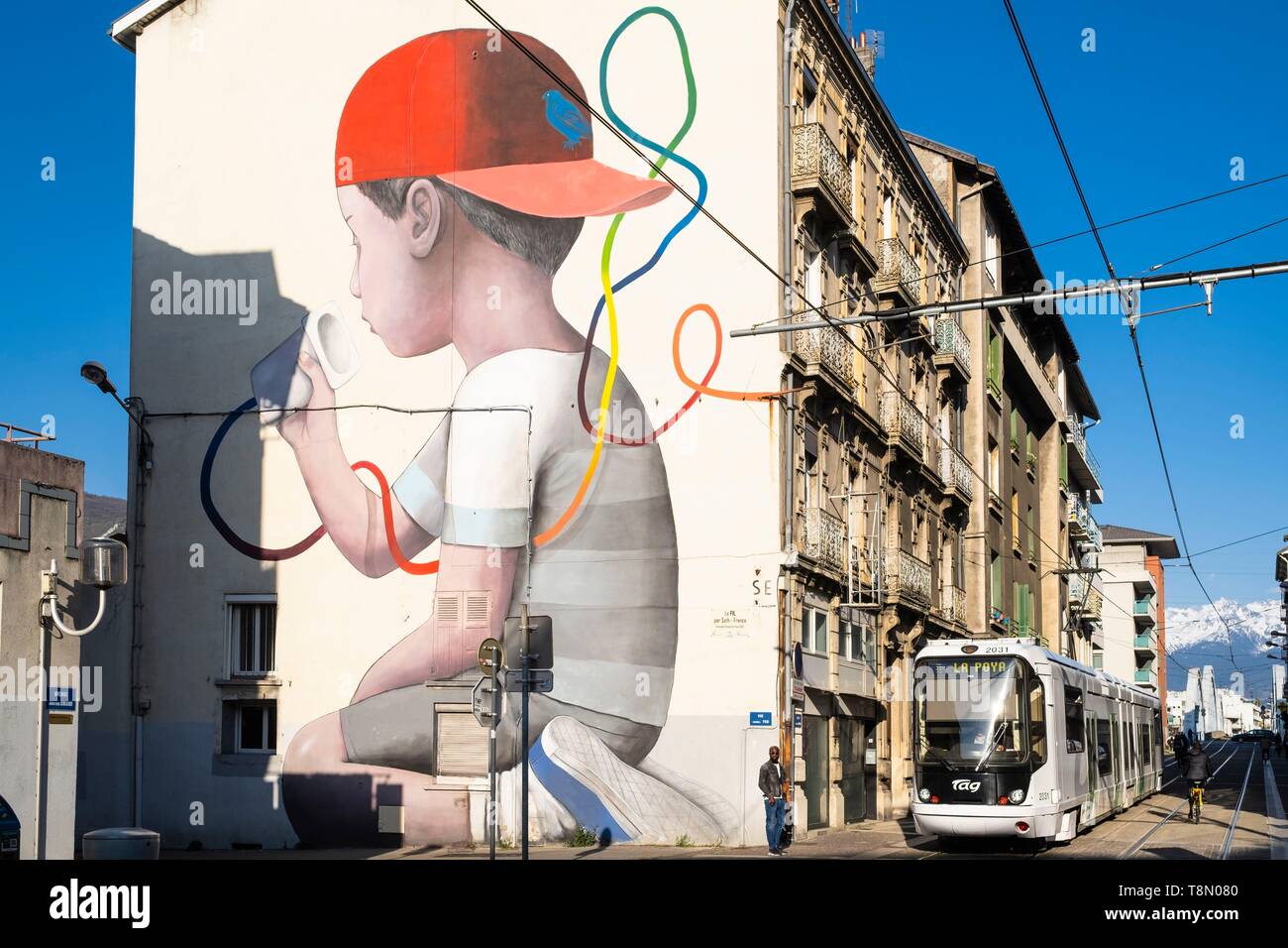 Frankreich, Isère, Fontaine, avenue Aristide Briand, der Draht durch die französische Künstler Julien Malland, auch als Seth, Fresko in der Grenoble Street-Art Fest 2017 erstellt Stockfoto