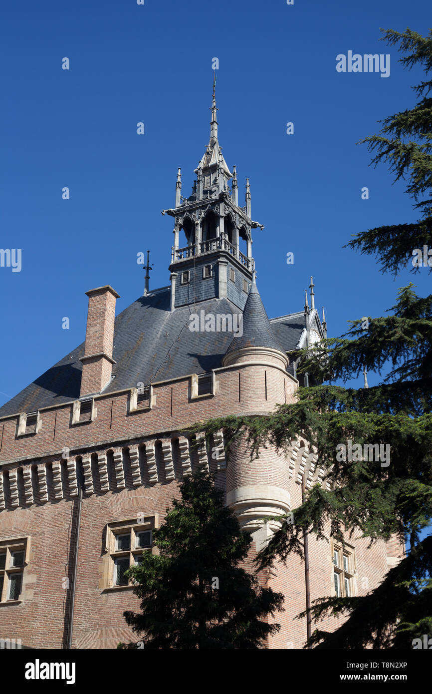 Donjon du Capitole in 1525 gebaut von Viollet Le Duc in der C 19 restauriert jetzt das Fremdenverkehrsbüro, Toulouse, Haute Garonne, Royal, Frankreich Stockfoto