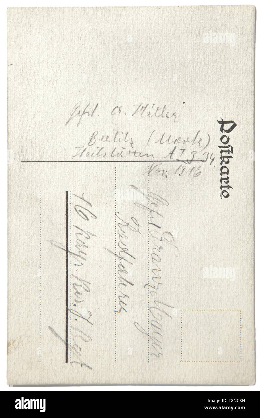 Adolf Hitler - Franz Mayer - Portrait von Mayer im November 1916 Bleistiftzeichnung von eigenen Hitlers Hand. Er war sich in den Roten Kreuz Bundeswehrkrankenhaus in Beelitz in der Nähe von Berlin im November 1916. Franz Mayer als private im Feld graue Uniform mit Iron Cross Knopfloch Band, auf der Schulter Brettern die regimental Nummer '16' der Liste der Königlich Bayerischen Reserve Infanterie Regiment'', auf der Rückseite die handschriftlichen Adresse (Tr.) 'Priv 20. Jahrhundert Editorial-Use - Nur dargestellt Stockfoto