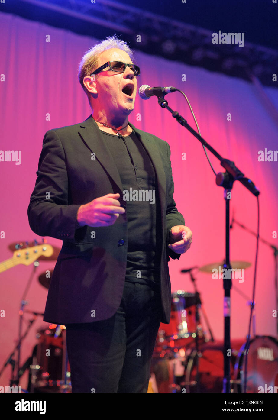 John Jones mit der oysterband am Wickham Festival, England, UK. August 14, 2014. Stockfoto