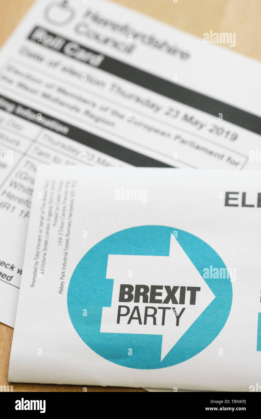 Brexit Partei Faltblatt mit EU Europawahl Wähler Umfrage Karte behinf UK Mai 2019 Stockfoto