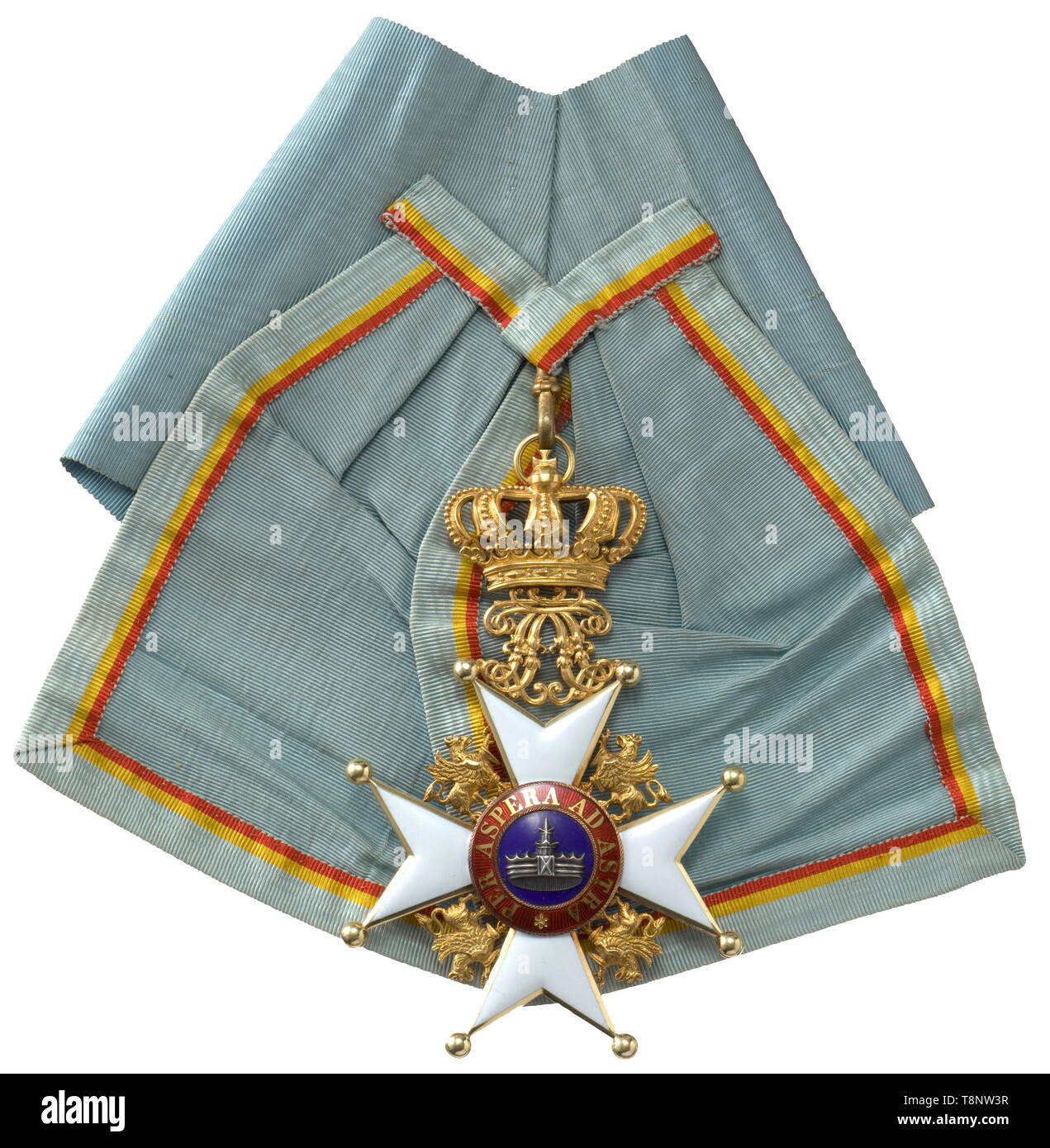 Hausordnung der wendischen Krone - ein Großkreuz mit der Krone in Erz für Royalty das Verdienstkreuz in Gold, Ca. 1900, von dem Problem, das die H. Rose Unternehmen in Schwerin auf den ursprünglichen Schaltfläche Benutzerdefiniert - am Flügel. Eine herrliche, große Aufträge cross Hollow - taten die besten Goldschmied Technik. Zwischen den beweglichen Überwindung Krone Brosche und den Cross Body sind die gespiegelten Initialen 'FF', der Gründer, Großherzog Friedrich Franz II. Das gold Abschnitte des Reverse-Medaillon sind re-graviert, einem kleinen, fast ununterscheidbar Haarriss, Additional-Rights - Clearance-Info - Not-Available Stockfoto