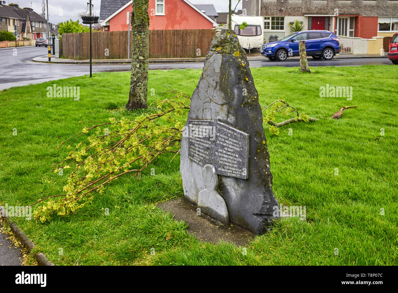 Gedenkstein in Ennis, Irland die Begehung 2009 von Muhammed Ali in das Haus seines Urgroßvaters Abbe Grady zu gedenken. Stockfoto
