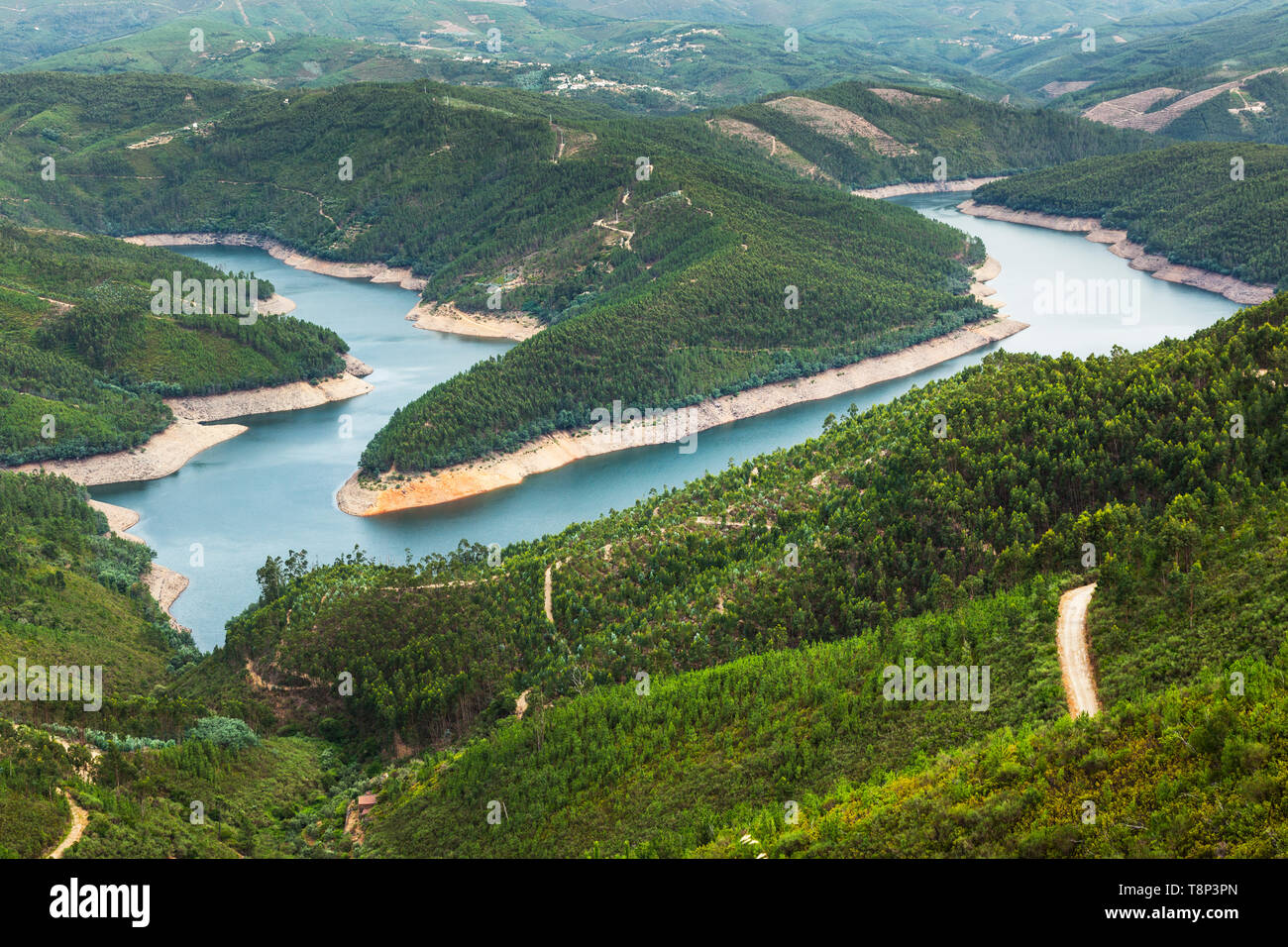 Fluss Zêzere Tal, Portugal Stockfoto