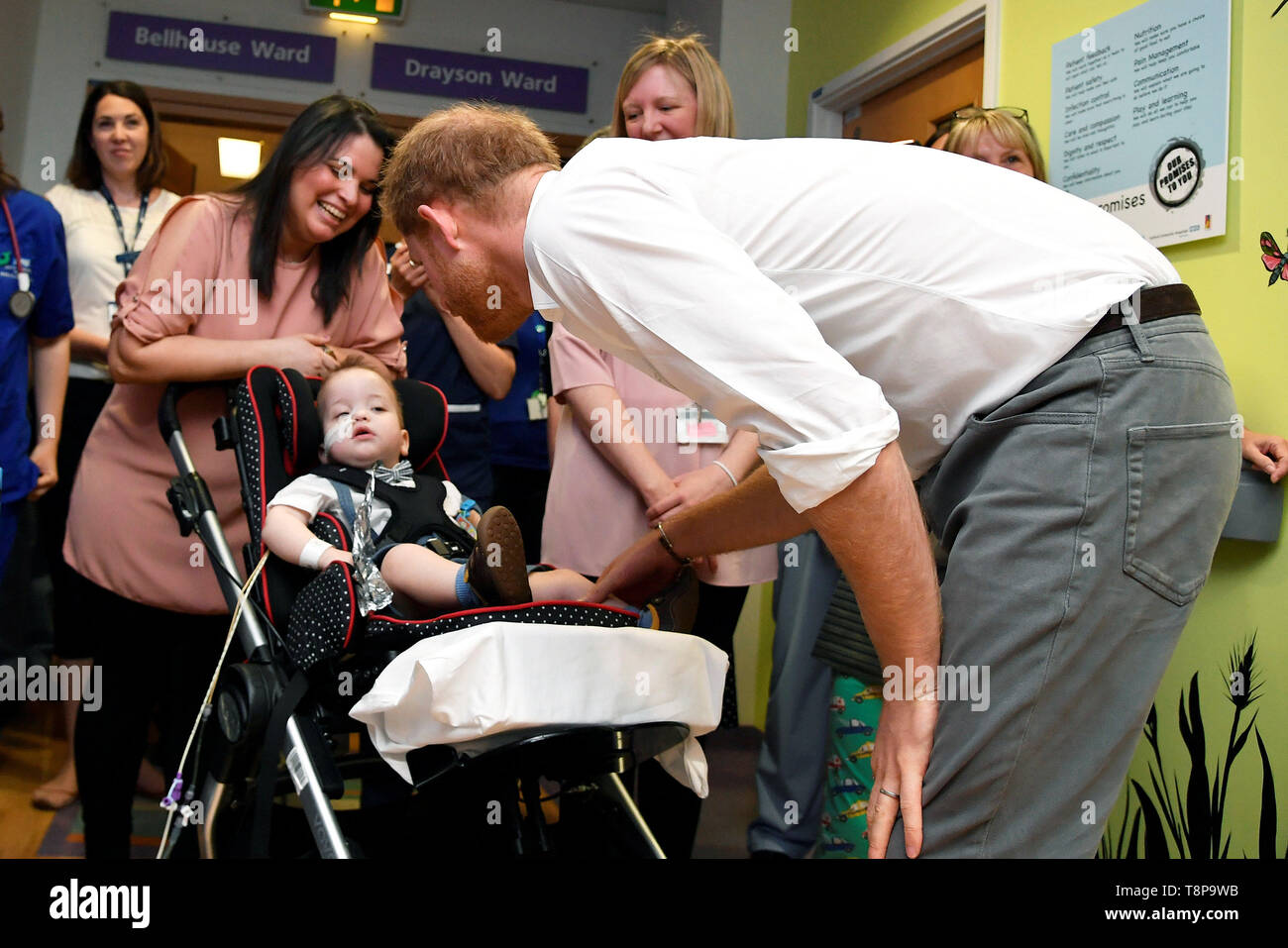 Der Herzog von Sussex bei einem Besuch in Oxford Children's Hospital, am John Radcliffe Hospital in Oxford. Stockfoto