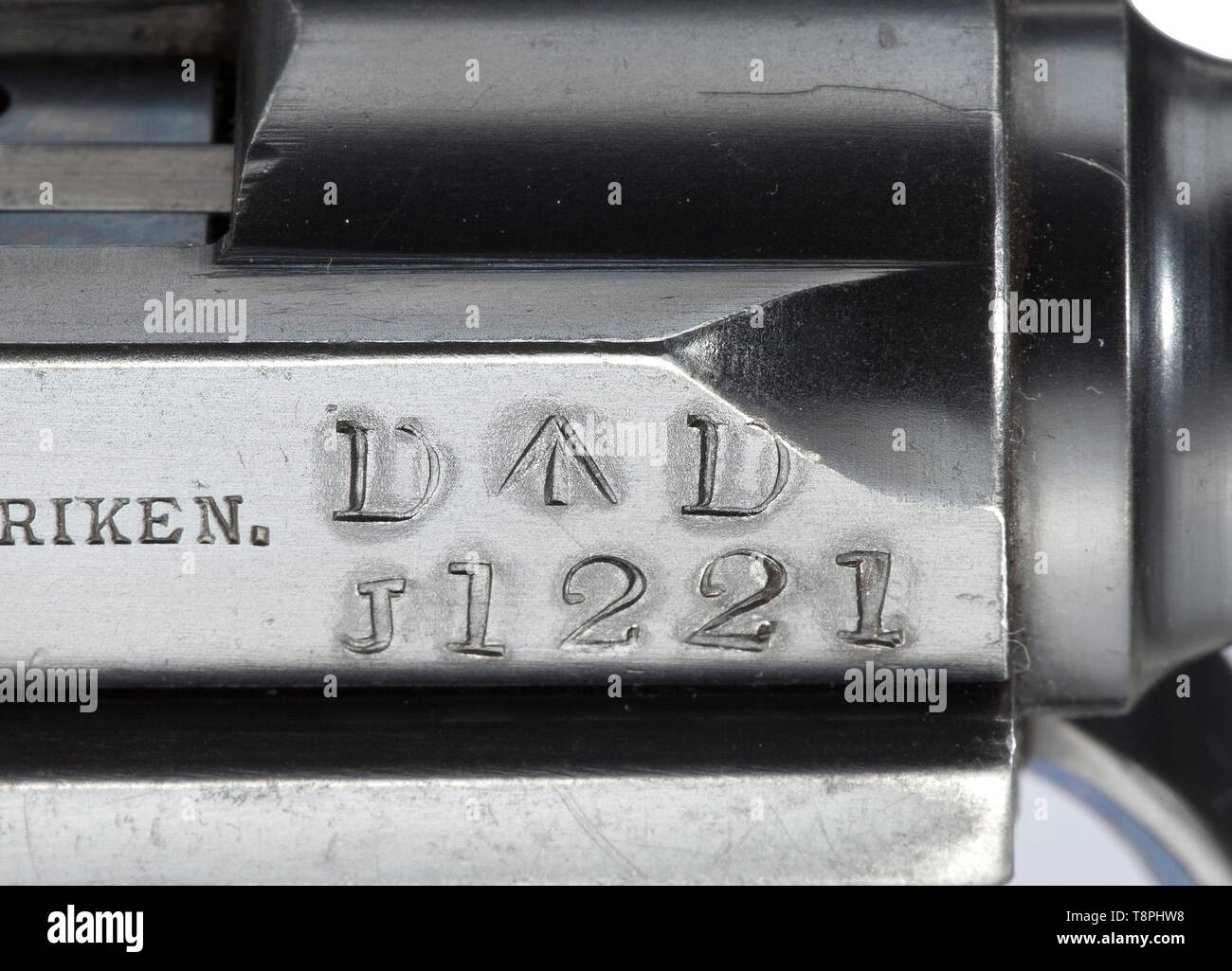 Ein Borchardt C 93, DWM-Herstellung, Deutschland/Australien (Dominion), ca. 1896 Cal. 7,65 Borchardt, nein. 1148. Übereinstimmende Nummern. Helle Bohrung, Lauflänge 190 mm. Acht Schüsse. Proof-markierten Krone/BUG. Auf der rechten Seite der Gabel Gehäuse drei-line Inschrift 'SYSTEM BORCHARDT. PATENT. / DEUTSCHE Waffen- und Munitionsfabriken/BERLIN". Vor der britischen Eigentum kennzeichnen - vertikale Pfeil-D' für Australien als Dominion vor 1911. Auf der Vorderseite wechseln Link 'D. R.P. / Nr. 75837'. Die komplette original Blaufärbung mit minimalen Gebrauchsspuren an den Rändern, Additional-Rights - Clearance-Info - Not-Available Stockfoto