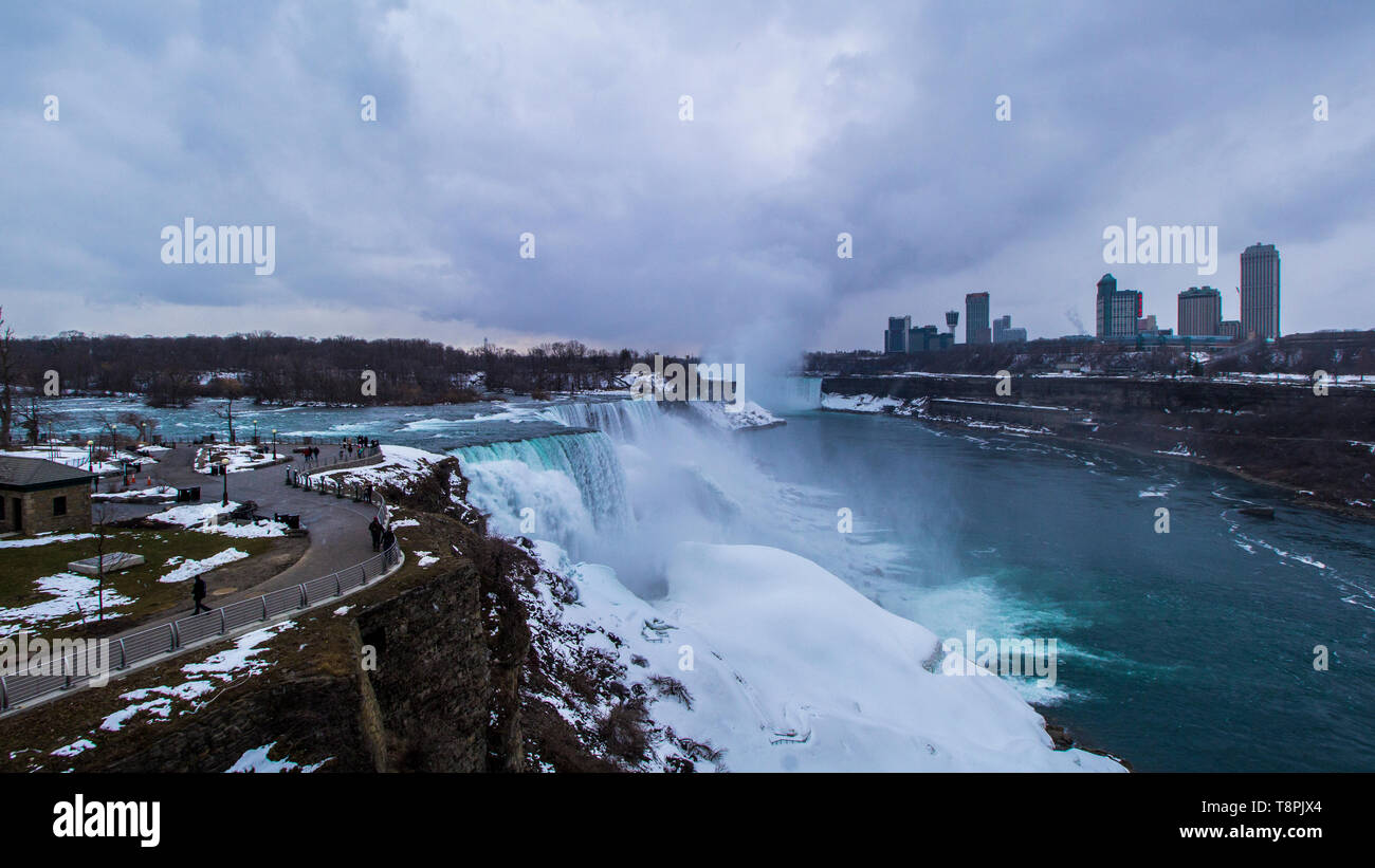 Niagara Falls im Winter Stockfoto