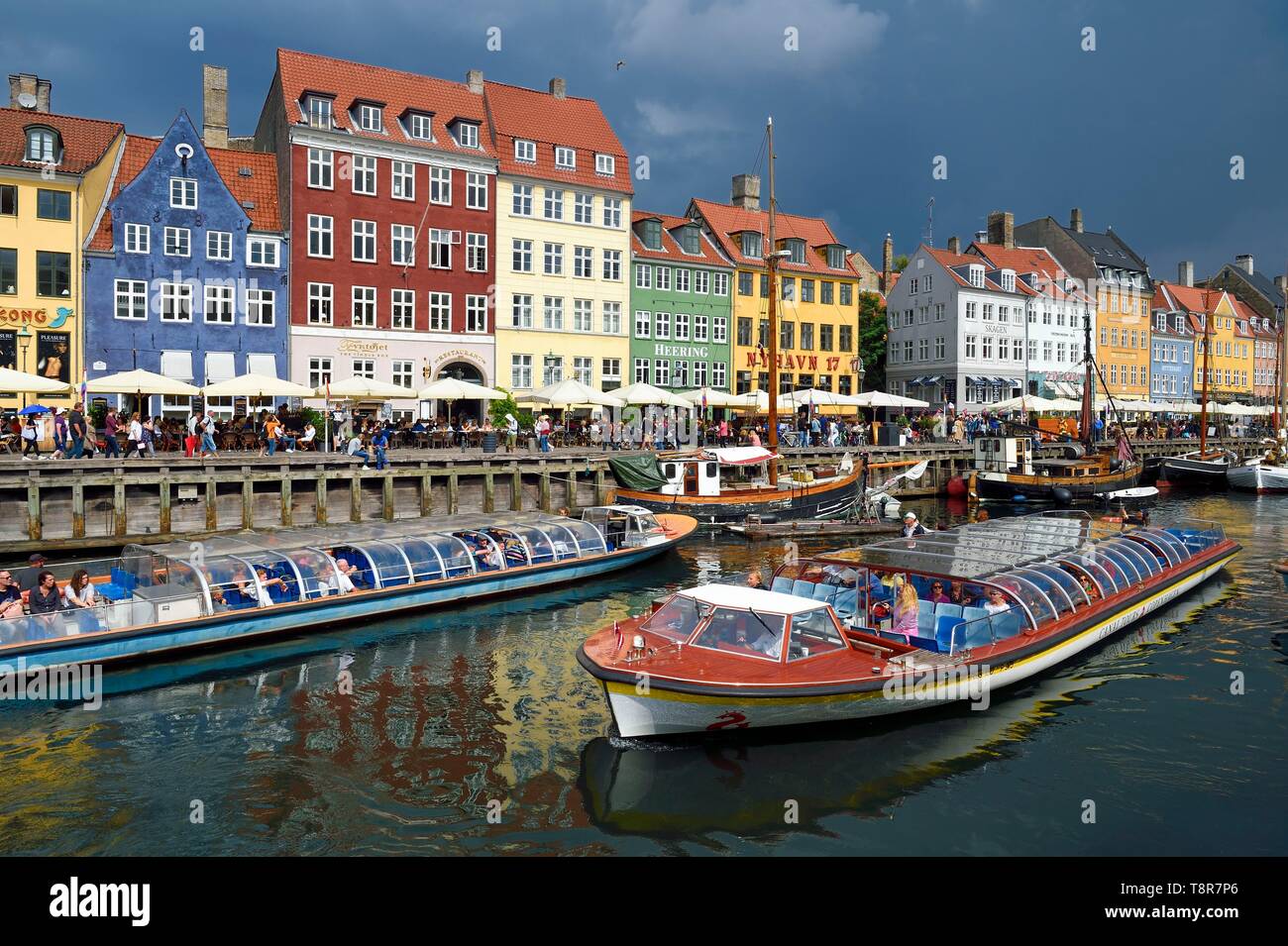 Dänemark, Seeland, Kopenhagen, Nyhavn (neuer Hafen), bunte Fassaden der Nyhavn Wharf Stockfoto
