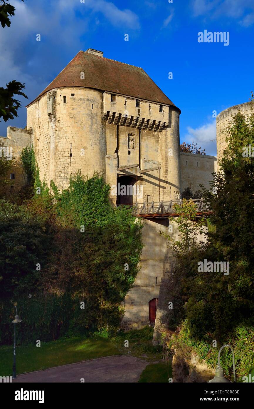 Frankreich, Calvados, Caen, das herzogliche Schloss von Wilhelm dem Eroberer, die Stadtmauer und die Zugbrücke der Porte des Champs Stockfoto